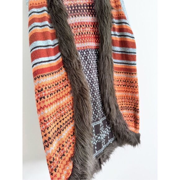 Forever 21 boho Y2K faux fur vest sz PM - Picture 3 of 6